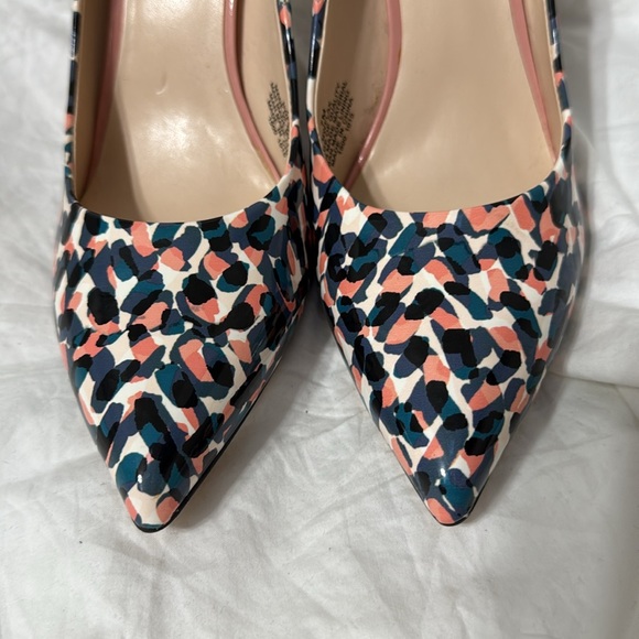 Women’s Nine West Pink & Dark Blue Patterned Pointed-Toe Stiletto Heels. Size 7 - Picture 11 of 15